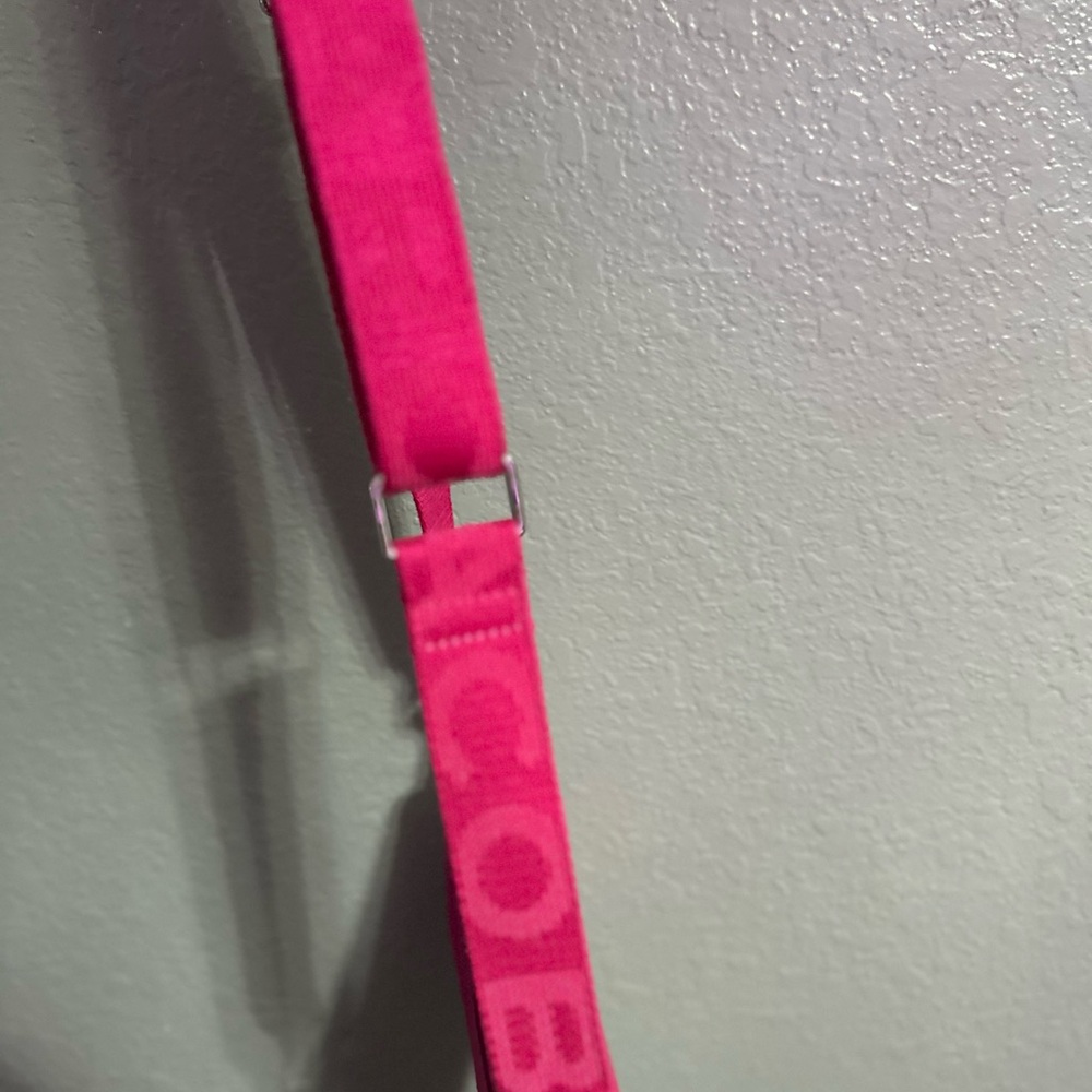 Marc Jacobs "The leather Mini Bag" in hot pink. Wore twice. Looks brand new. - Picture 5 of 7